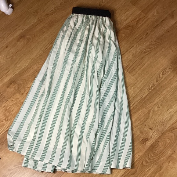 Chic Striped Green and White Maxi Skirt - Picture 1 of 5